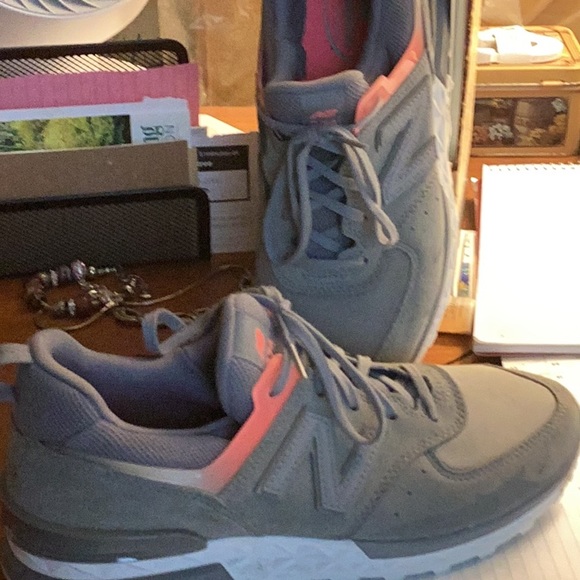 New Balance - 574 - Women's 10 - WL574TXD - Picture 4 of 4